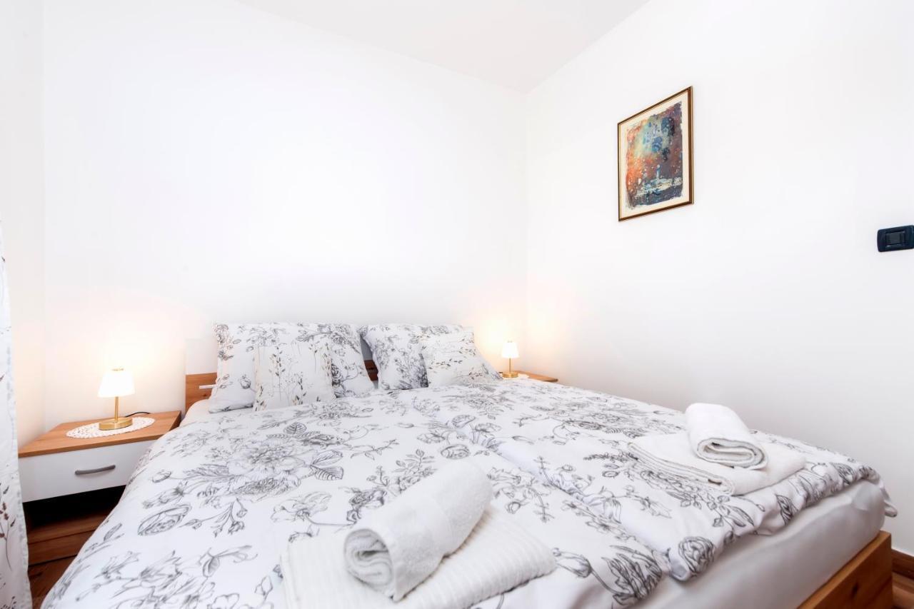 Ferienwohnung No&Ma Rovinj Exterior foto